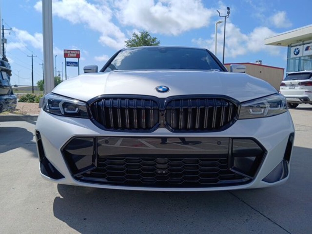 New 2026 BMW 3 Series 330i Sedan