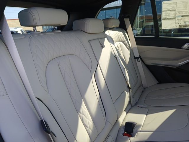 2026 BMW X5 40i - Photo 11