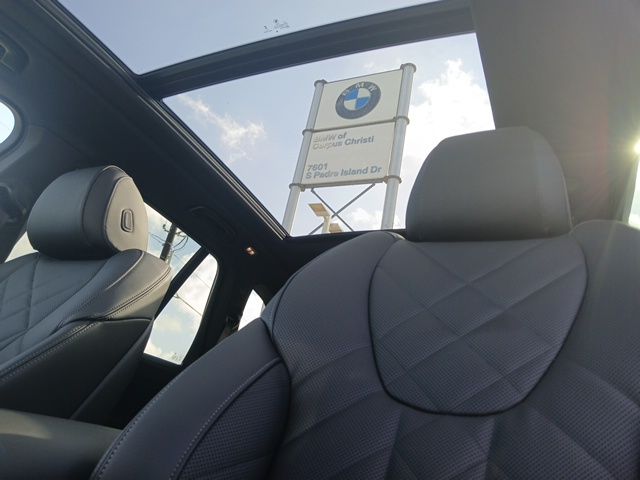 2026 BMW X5 50e - Photo 29