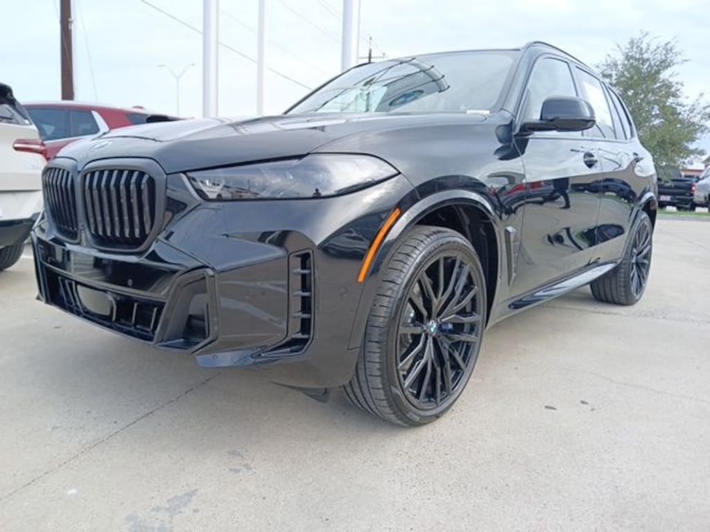 New 2026 BMW X5 sDrive40i SUV