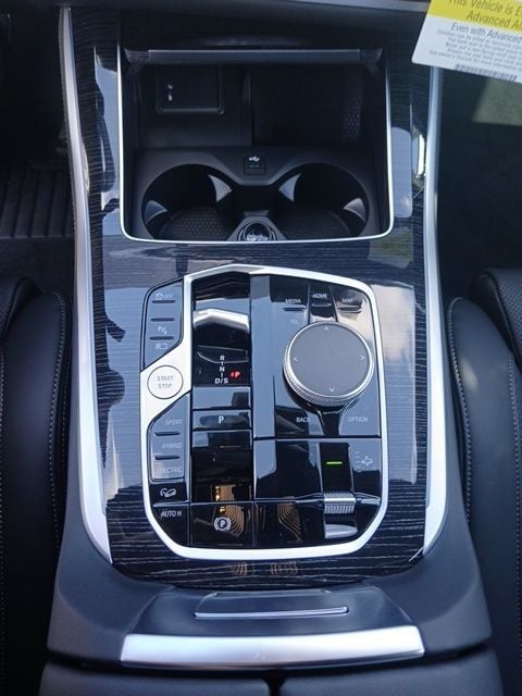 2026 BMW X5 50e - Photo 22