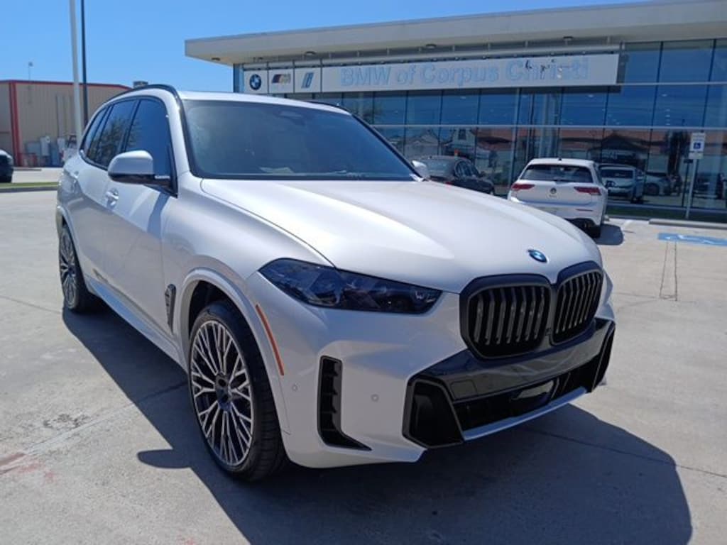 New 2026 BMW X5 sDrive40i SUV