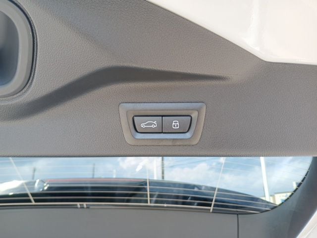 2026 BMW X5 50e - Photo 11