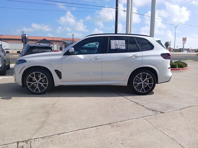 2026 BMW X5 50e - Photo 6