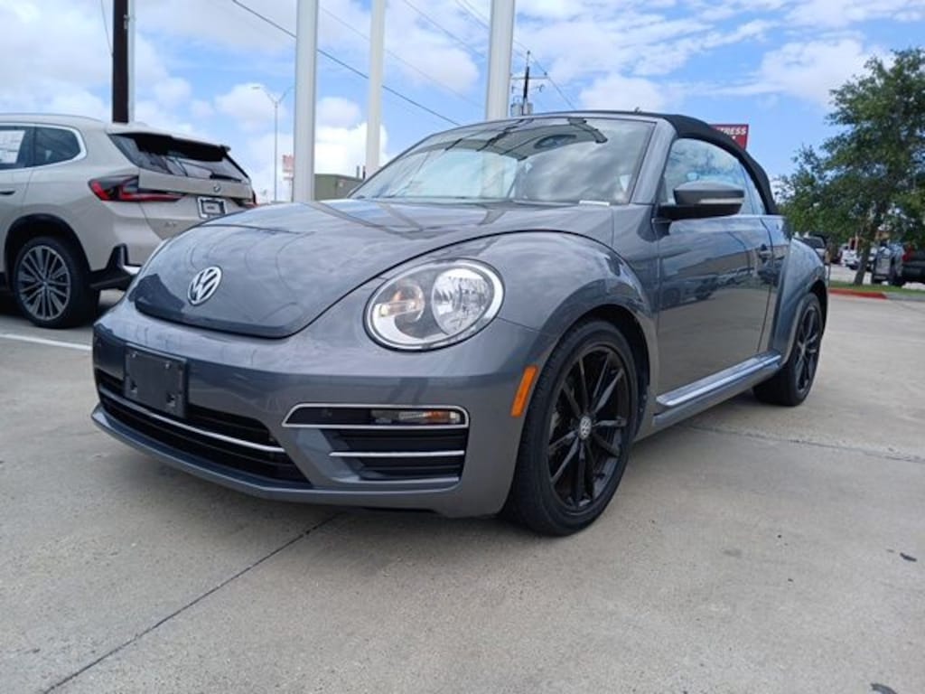 Used 2019 Volkswagen Beetle Convertible 2.0T SE Convertible