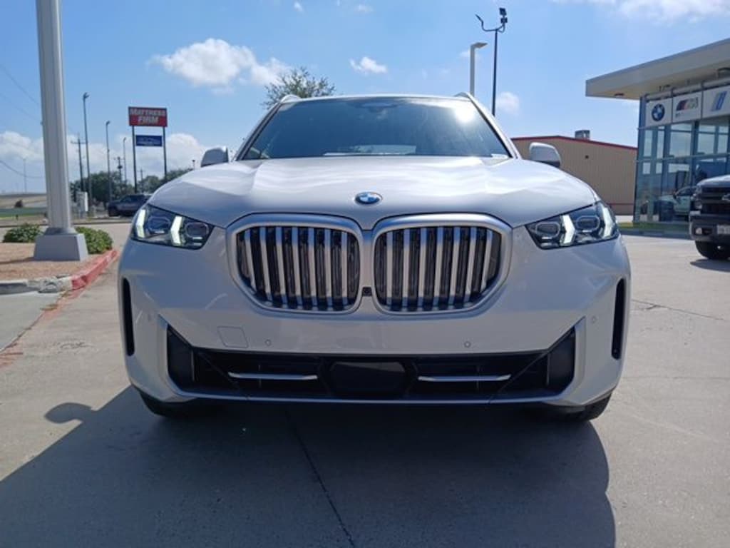 New 2026 BMW X5 xDrive40i SUV