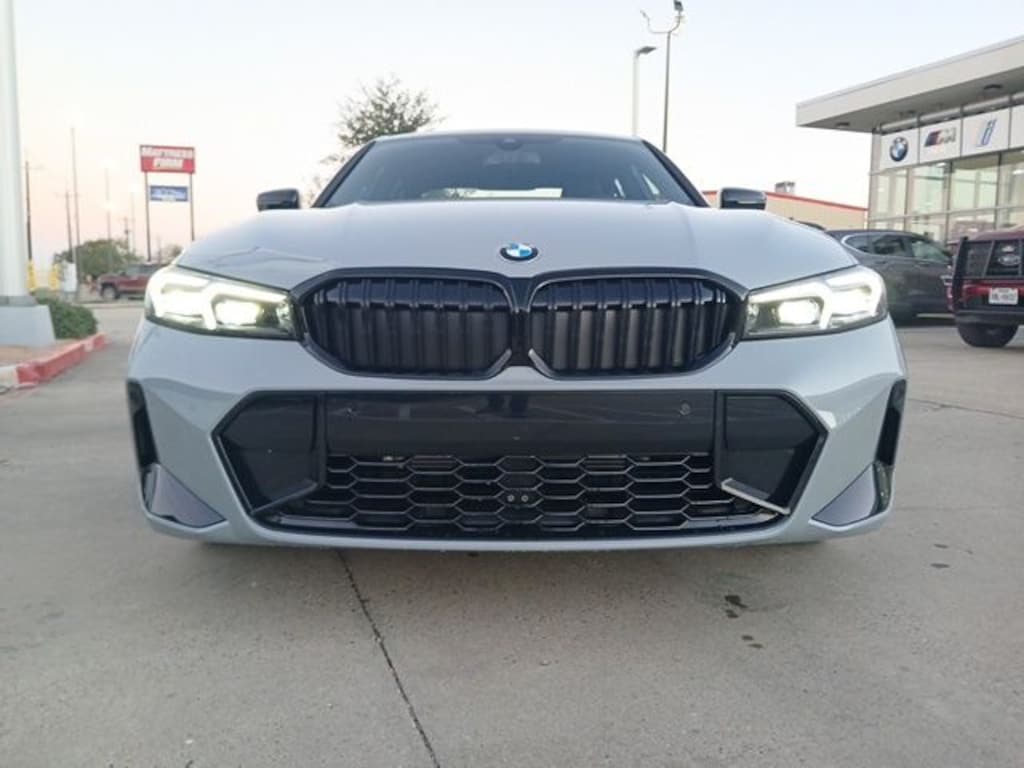 New 2026 BMW 3 Series 330i Sedan