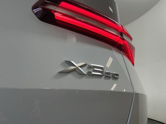 2026 BMW X3 30 - Photo 9