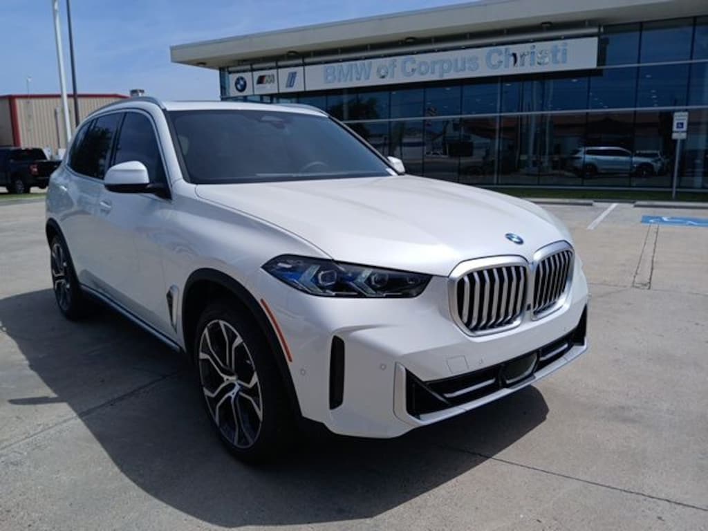 New 2026 BMW X5 sDrive40i SUV