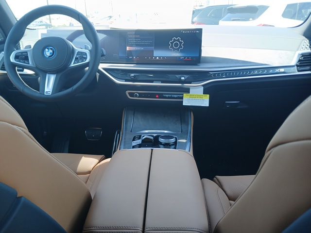 2026 BMW X5 50e - Photo 14