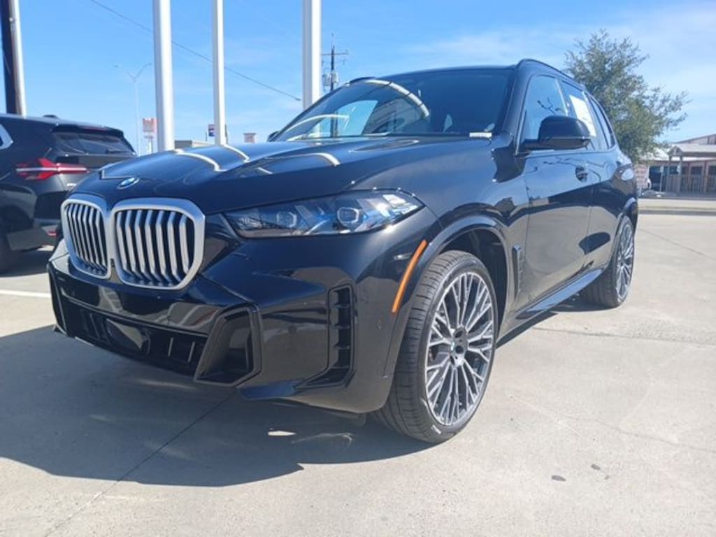 New 2026 BMW X5 sDrive40i SUV