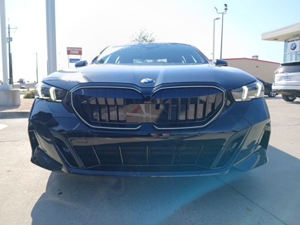 New 2026 BMW 5 Series 530i Sedan