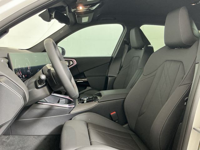 2026 BMW X3 30 - Photo 25