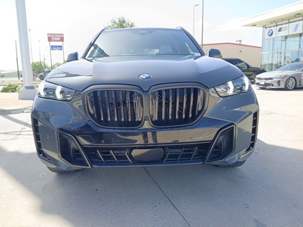 New 2026 BMW X5 sDrive40i SUV