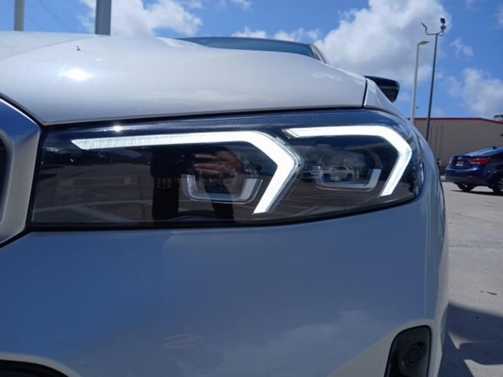 New 2026 BMW 3 Series 330i Sedan