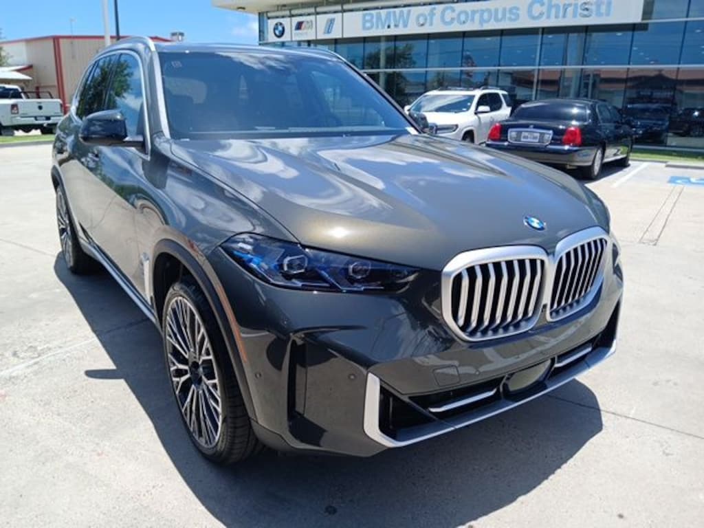 New 2026 BMW X5 sDrive40i SUV