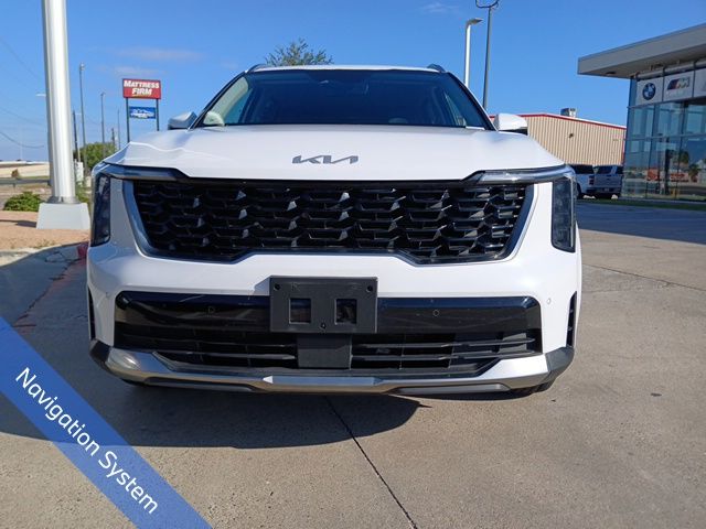 2024 Kia Sorento S photo 2