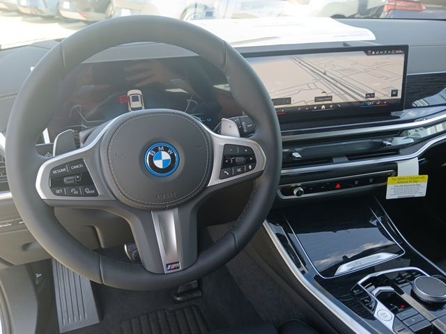 2026 BMW X5 50e - Photo 21