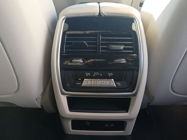 2026 BMW X5 40i - Photo 14