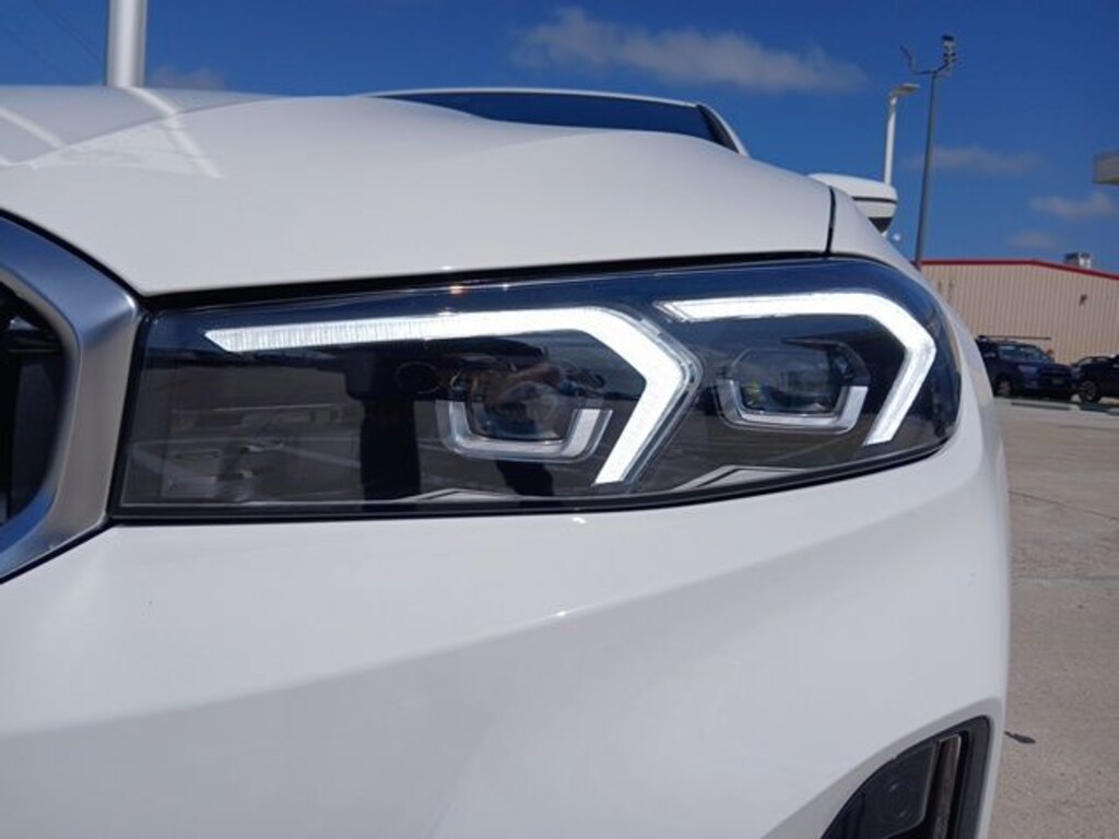 New 2026 BMW 3 Series 330i Sedan