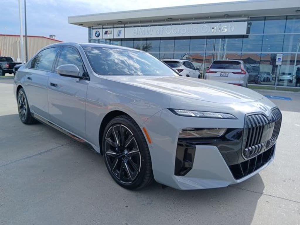 New 2026 BMW 7 Series 740i xDrive Sedan