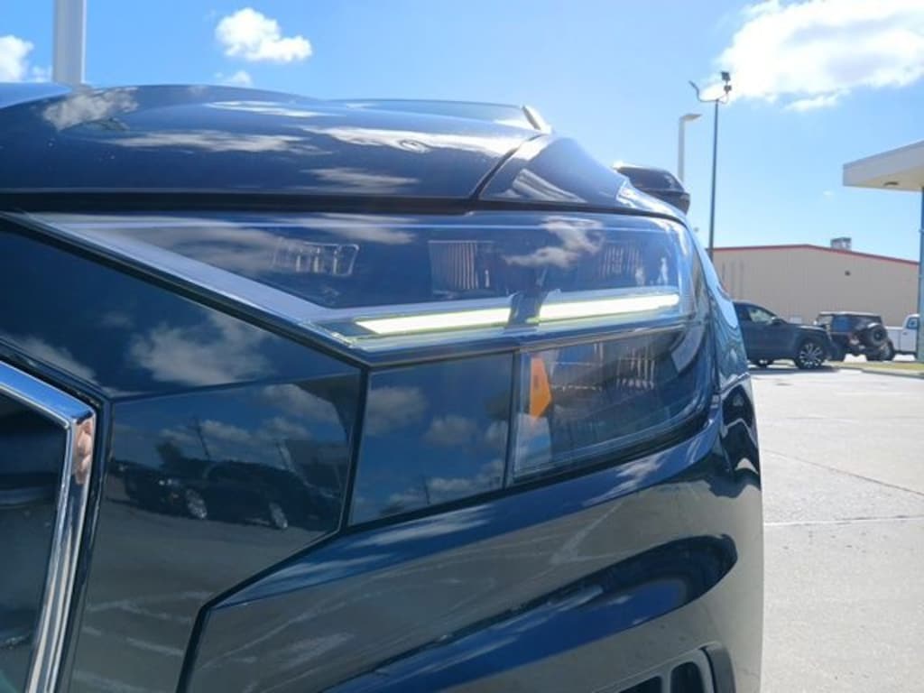 Used 2022 Audi Q8 55 Premium Plus quattro SUV