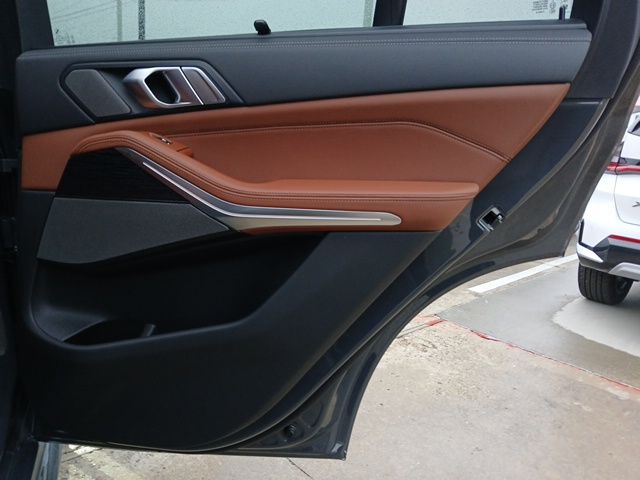 2026 BMW X5 40i - Photo 11