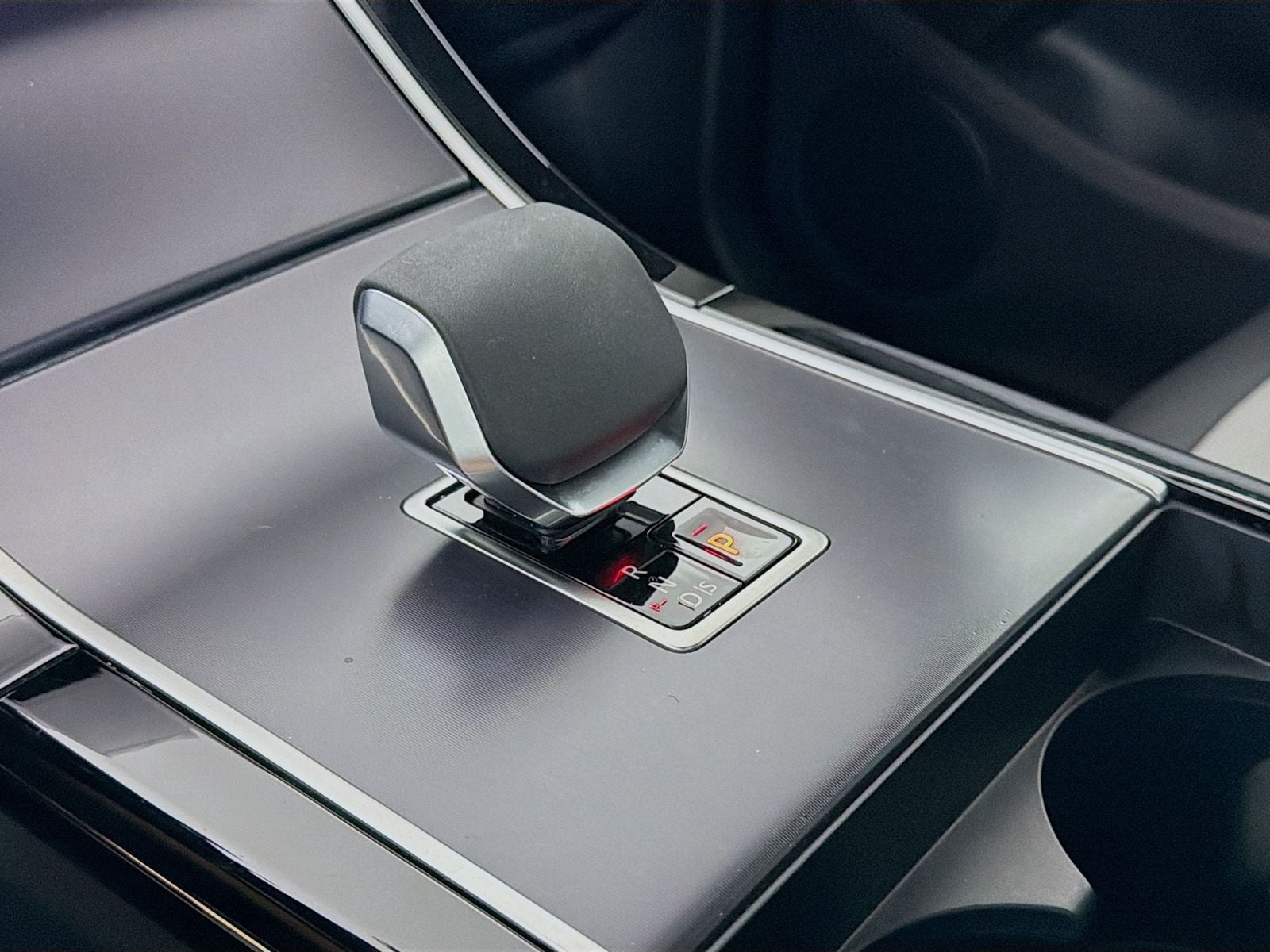 2026 Land Rover Range Rover Evoque Dynamic SE - Photo 20