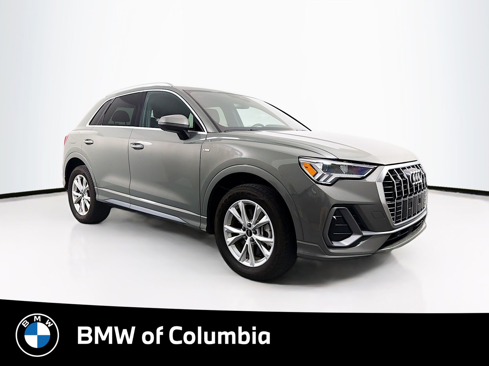 2025 Audi Q3 45 TFSI S Line Premium quattro's photo