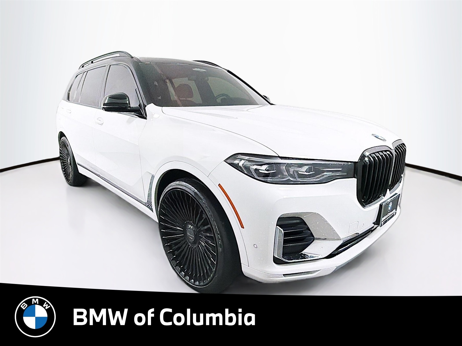 2022 BMW X7 40i's photo