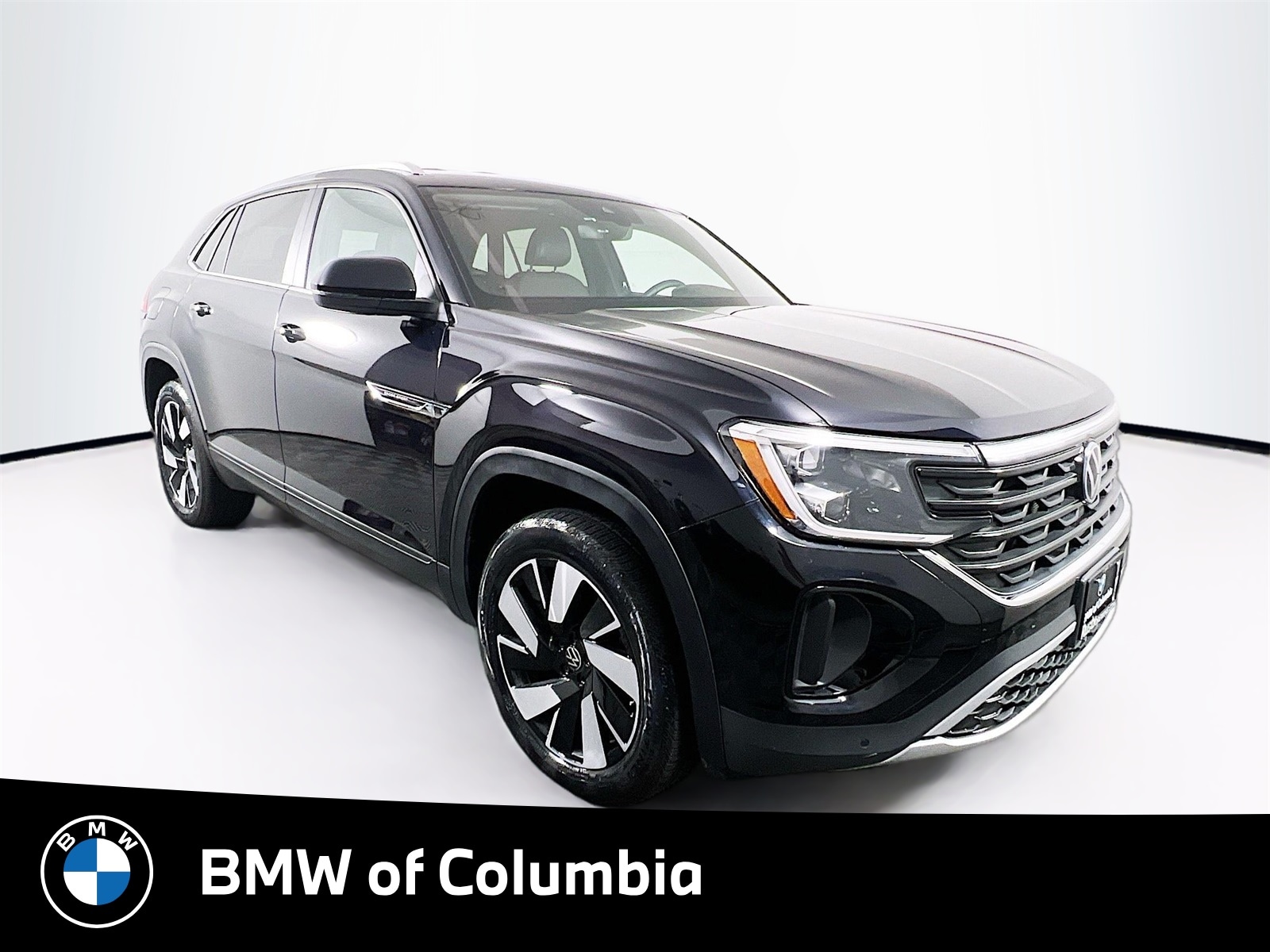 2025 Volkswagen Atlas Cross Sport SE w/Tech's photo