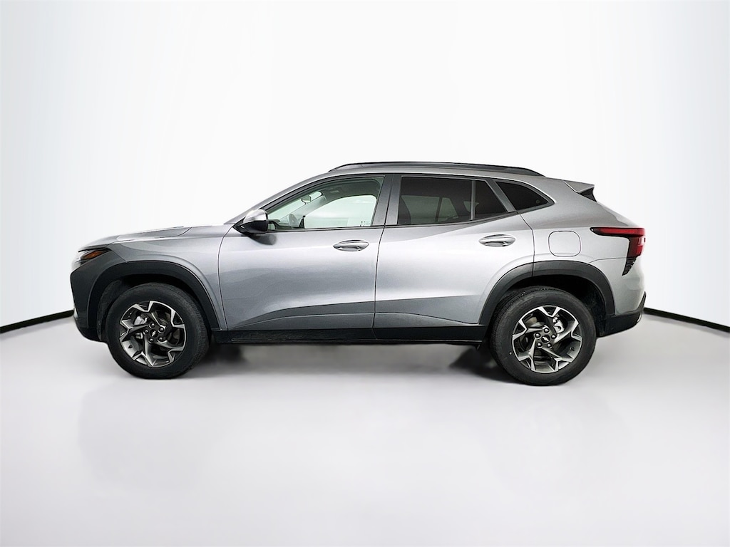 Used 2024 Chevrolet Trax LT SUV