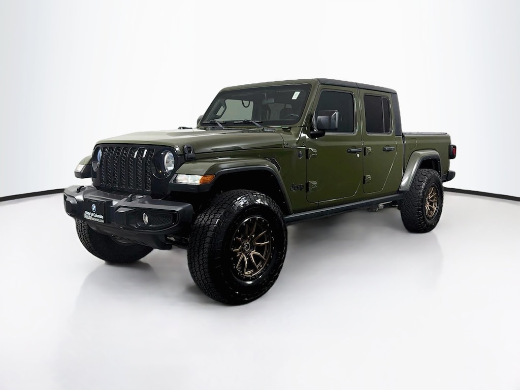 Used 2021 Jeep Gladiator Willys Truck Crew Cab