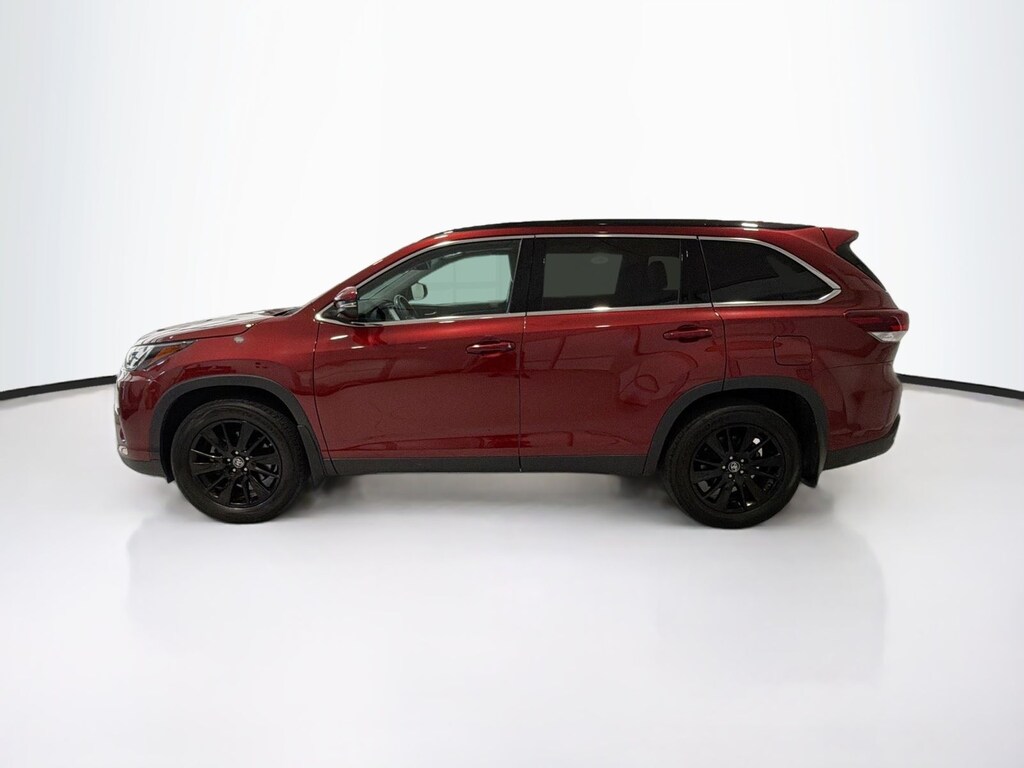 Used 2019 Toyota Highlander SE SUV
