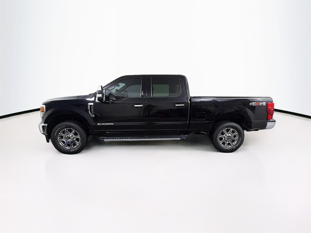 Used 2022 Ford F-250 Lariat Truck Crew Cab