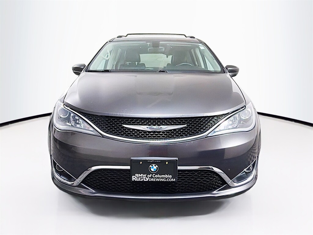 Used 2017 Chrysler Pacifica Touring L Van