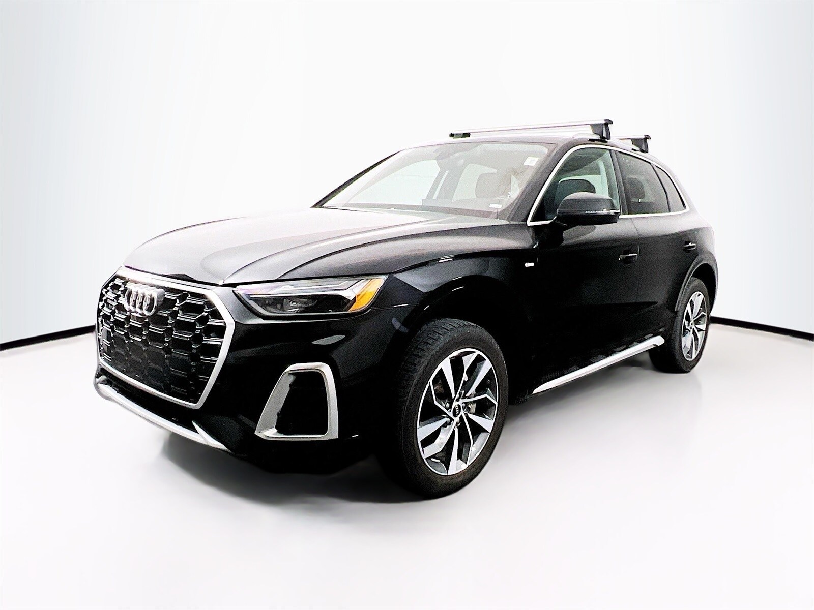 2024 Audi Q5 45 S line Premium photo 3
