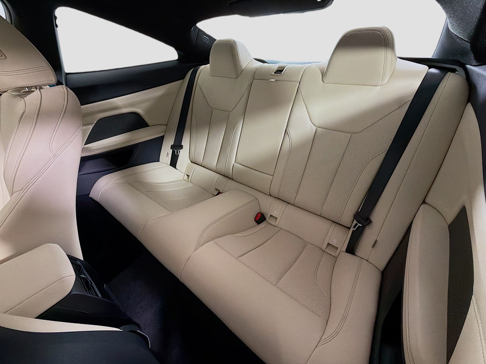 2026 BMW 4 Series 430i - Photo 25