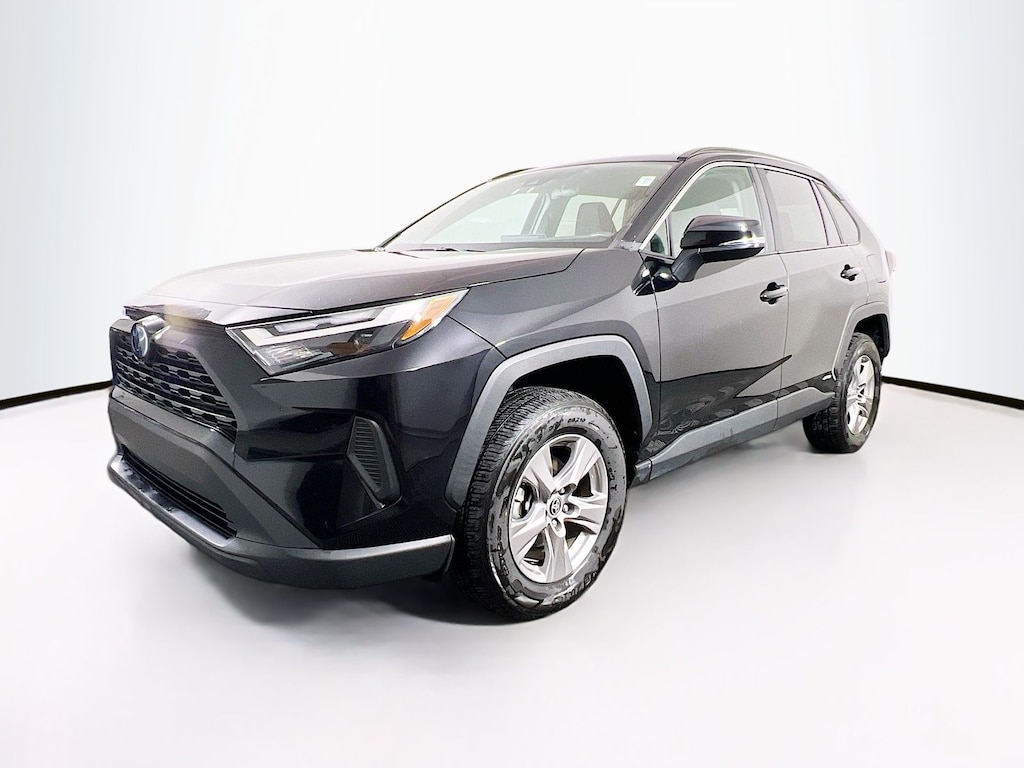 Used 2024 Toyota RAV4 Hybrid XLE SUV