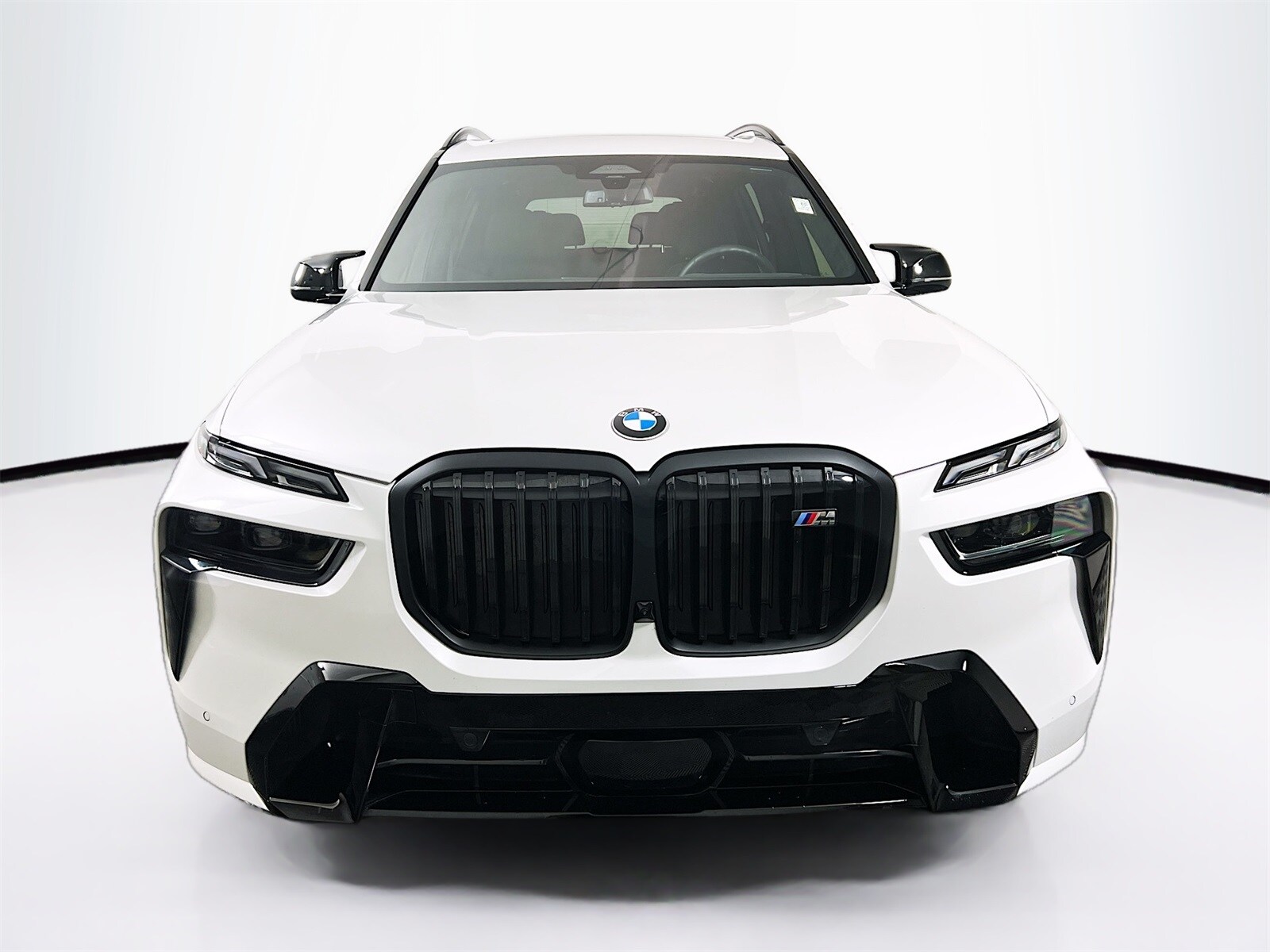 2025 Bmw X7 M60i photo 2