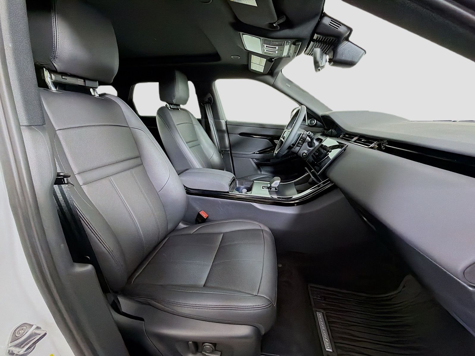 2026 Land Rover Range Rover Evoque Dynamic SE - Photo 31