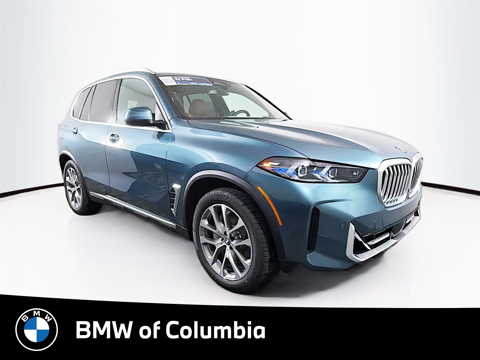 2026 BMW X5 50e's photo