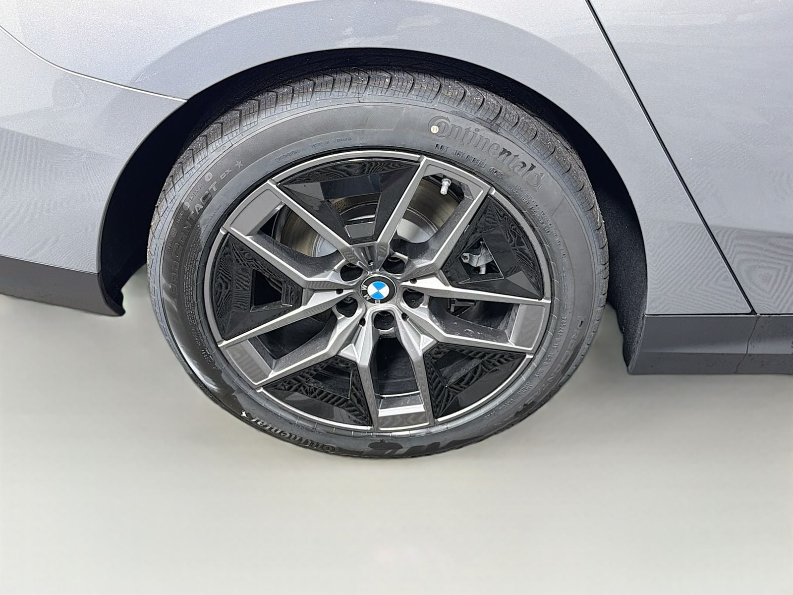 2026 BMW 5 Series 530i - Photo 34