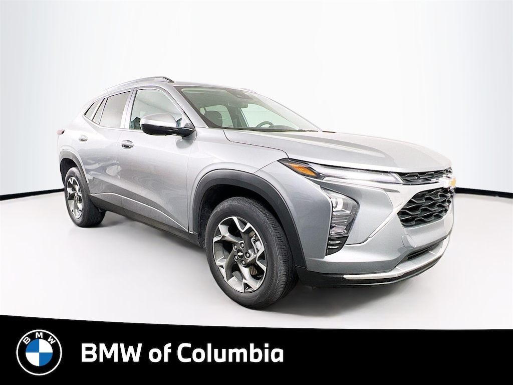 Used 2024 Chevrolet Trax LT SUV