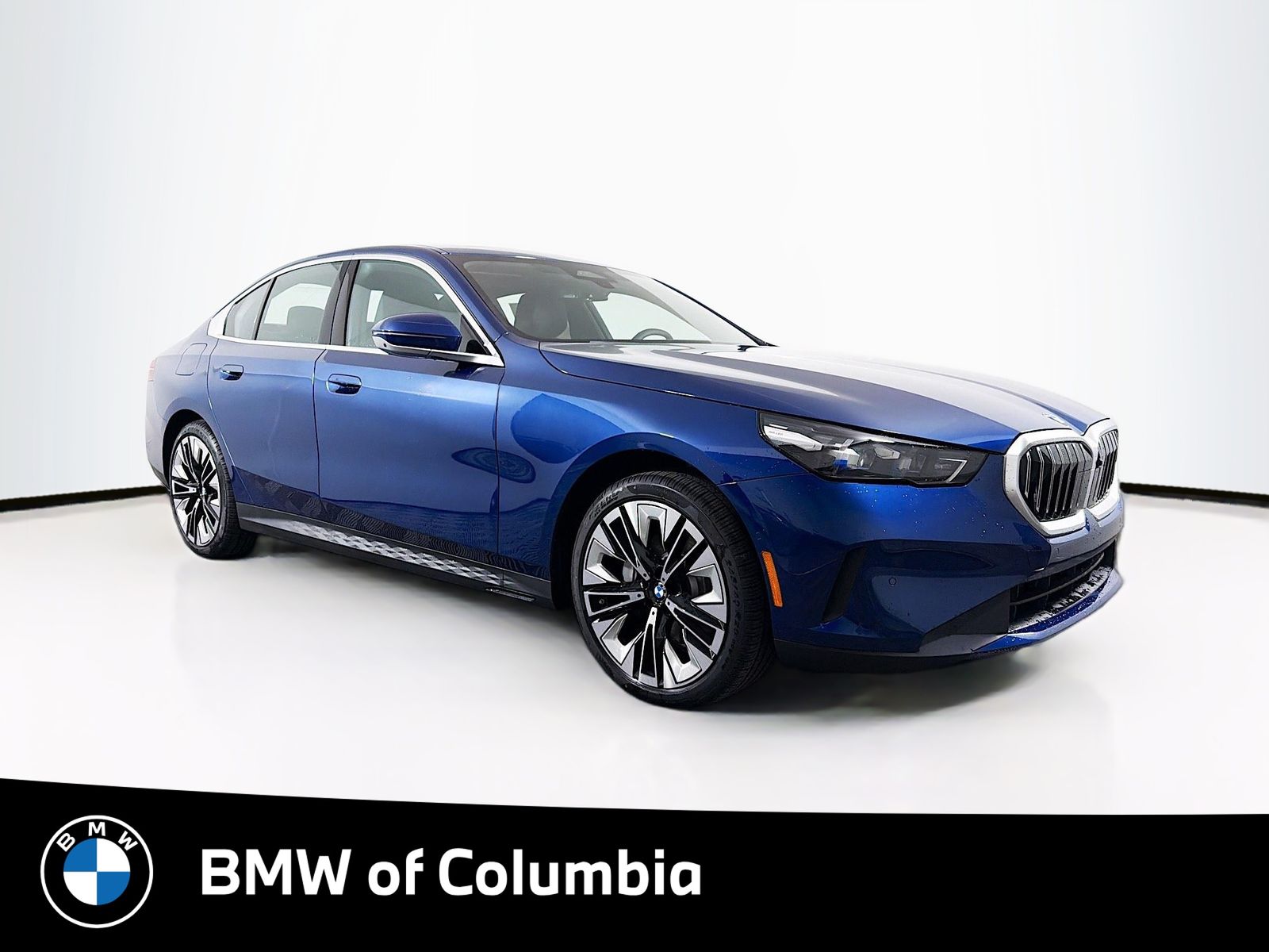 2027 BMW 5 Series 530i xDrive Sedan's photo