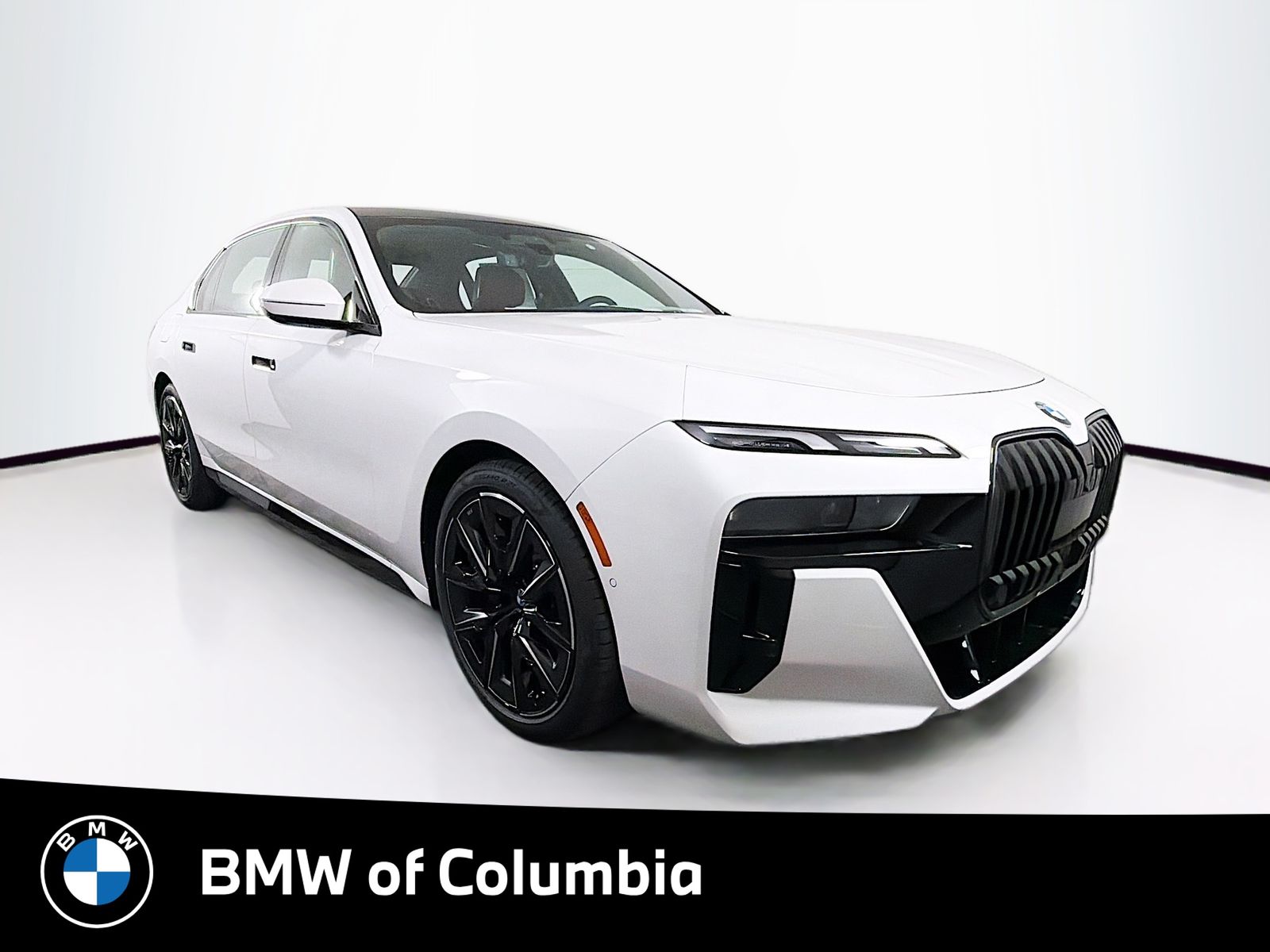 2026 BMW 7 Series 740i xDrive Sedan's photo