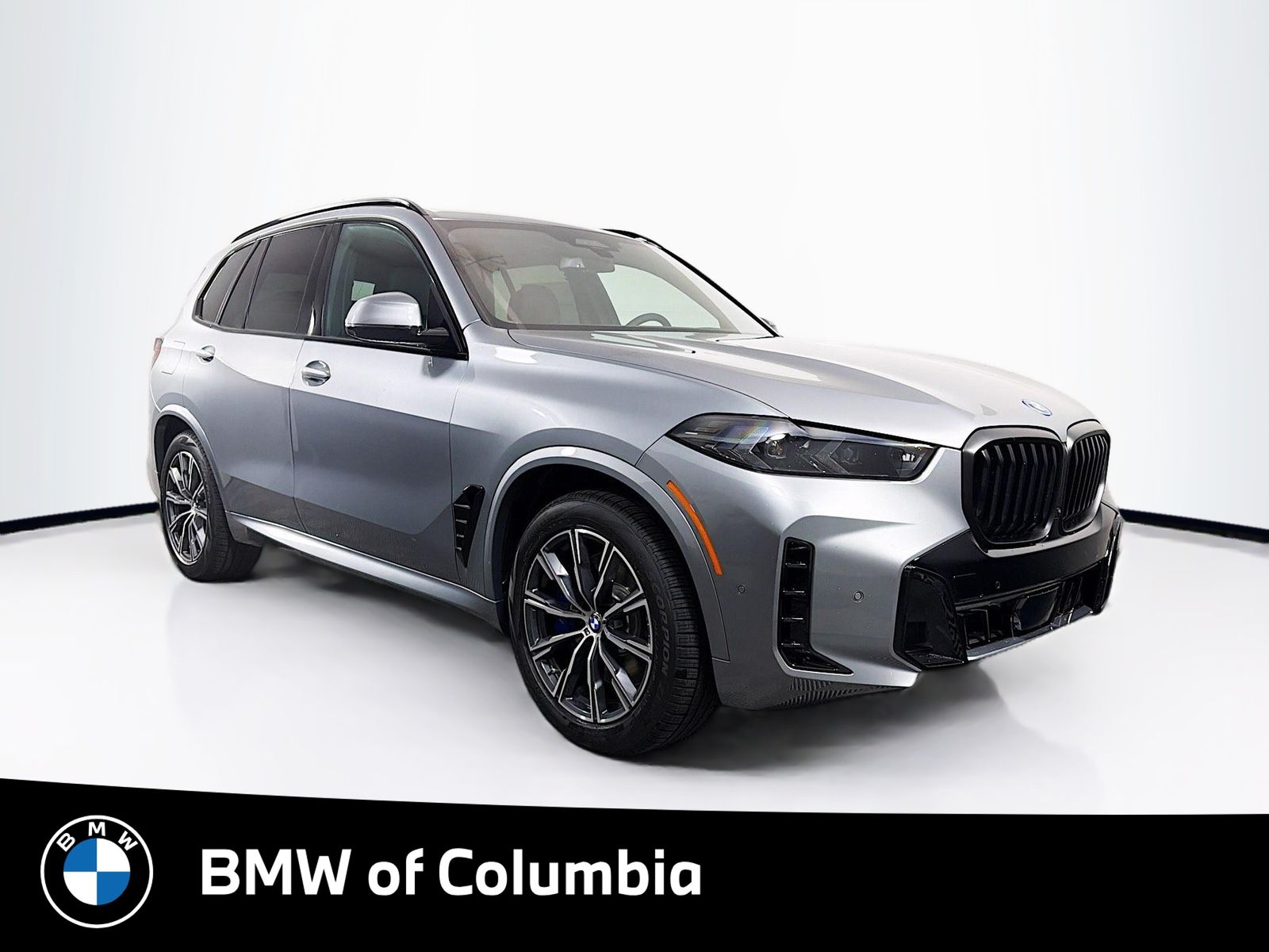 2026 BMW X5 xDrive50e's photo