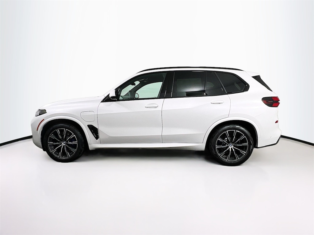 New 2026 BMW X5 PHEV xDrive50e SUV