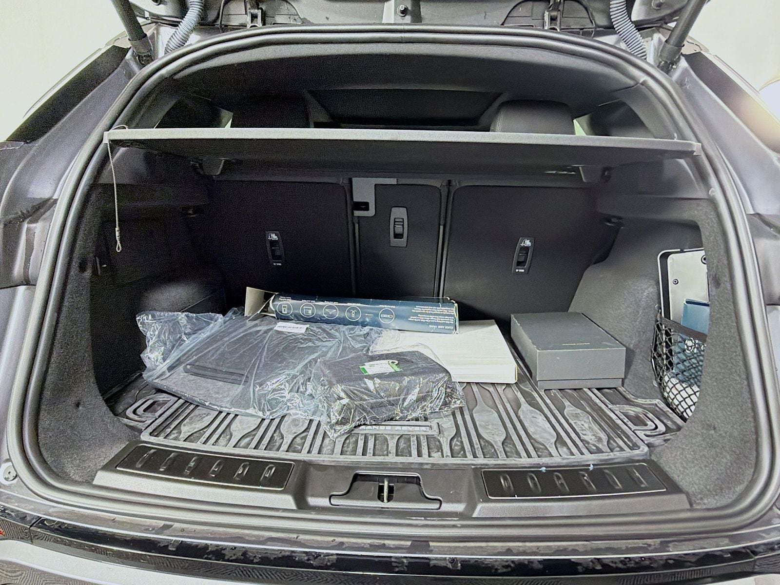 2026 Land Rover Range Rover Evoque Dynamic SE - Photo 29