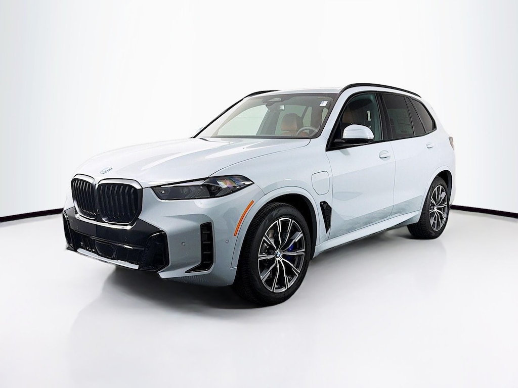 New 2026 BMW X5 PHEV xDrive50e SUV